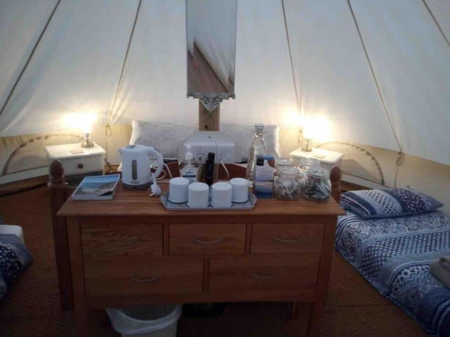 Cox Hill Glamping Badger Tente de luxe *